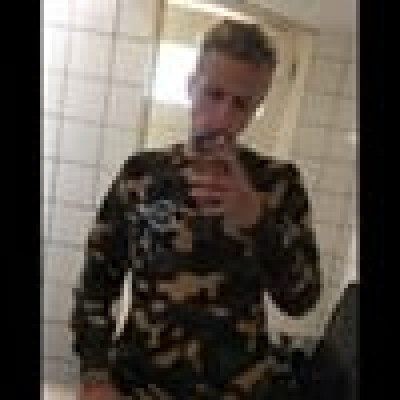 Viktor  is looking for a Room / Studio / HouseBoat in Groningen