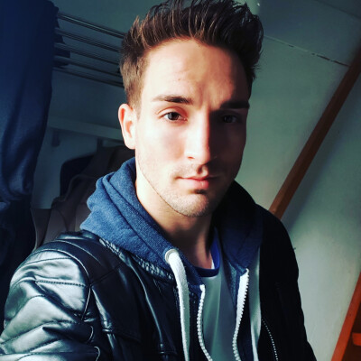 Mitch zoekt een Huurwoning / Kamer / Appartement / Studio / Woonboot in Groningen